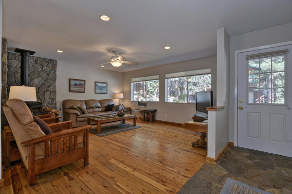 Donner Lake House - Living Room